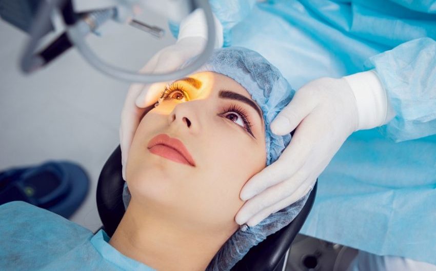 operasi LASIK